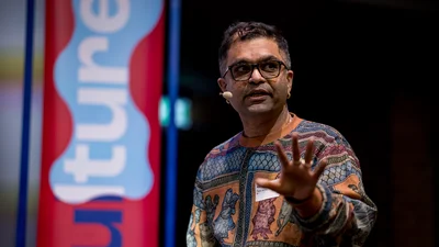 Moderator Abhay Adhikari während seines Panels