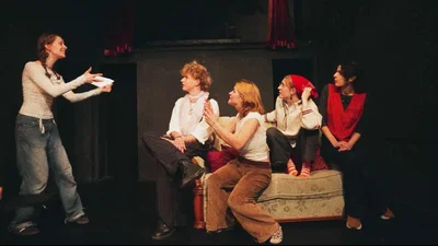 Authenticos – Hannah Everitt (Junges Ensemble „Alles Drama”)